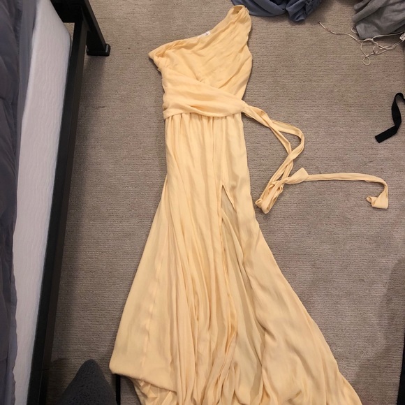 NWT Lovers + Friends Titania Gown in Cream Yellow - Picture 4 of 7